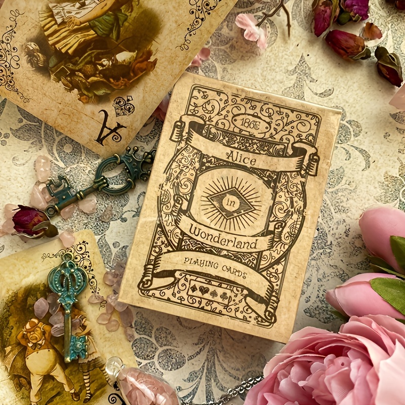 動物やキャラクターをフィーチャーしたヴィンテージスタイルのト - Vintage Collectible Playing Cards のレビューと価格