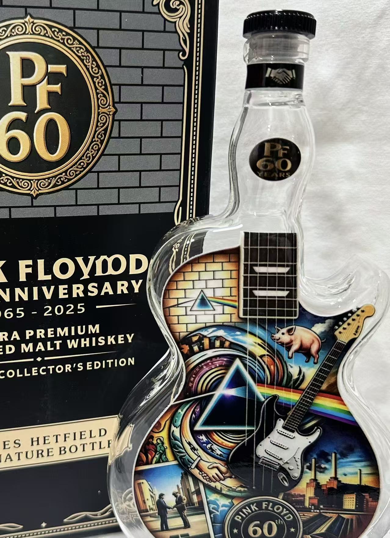 ヴィンテージロックスタイルギターアックス型350ml空ボトル - Vintage Collectible Liquor Bottles のレビューと価格